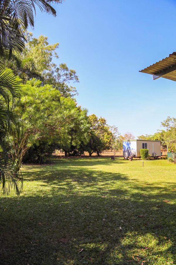Hotel Banyan Tree à Batchelor Extérieur photo