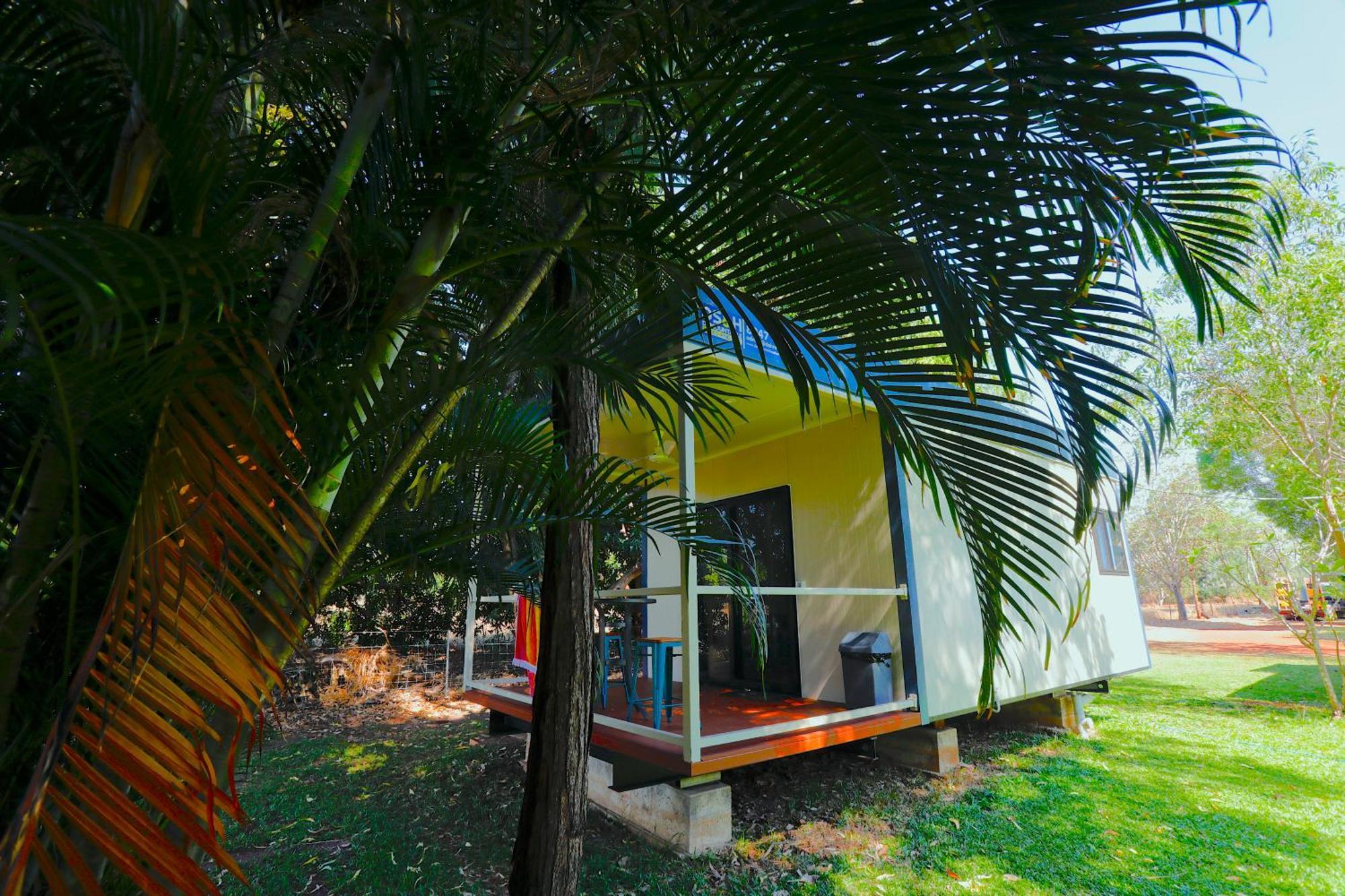 Hotel Banyan Tree à Batchelor Extérieur photo